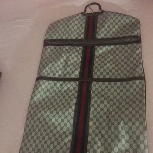Gucci vintage gargament bag